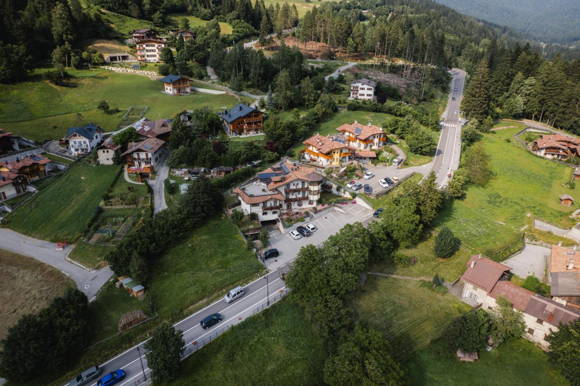 Chalet Campiglio Imperiale Madonna di Campiglio Exterior photo